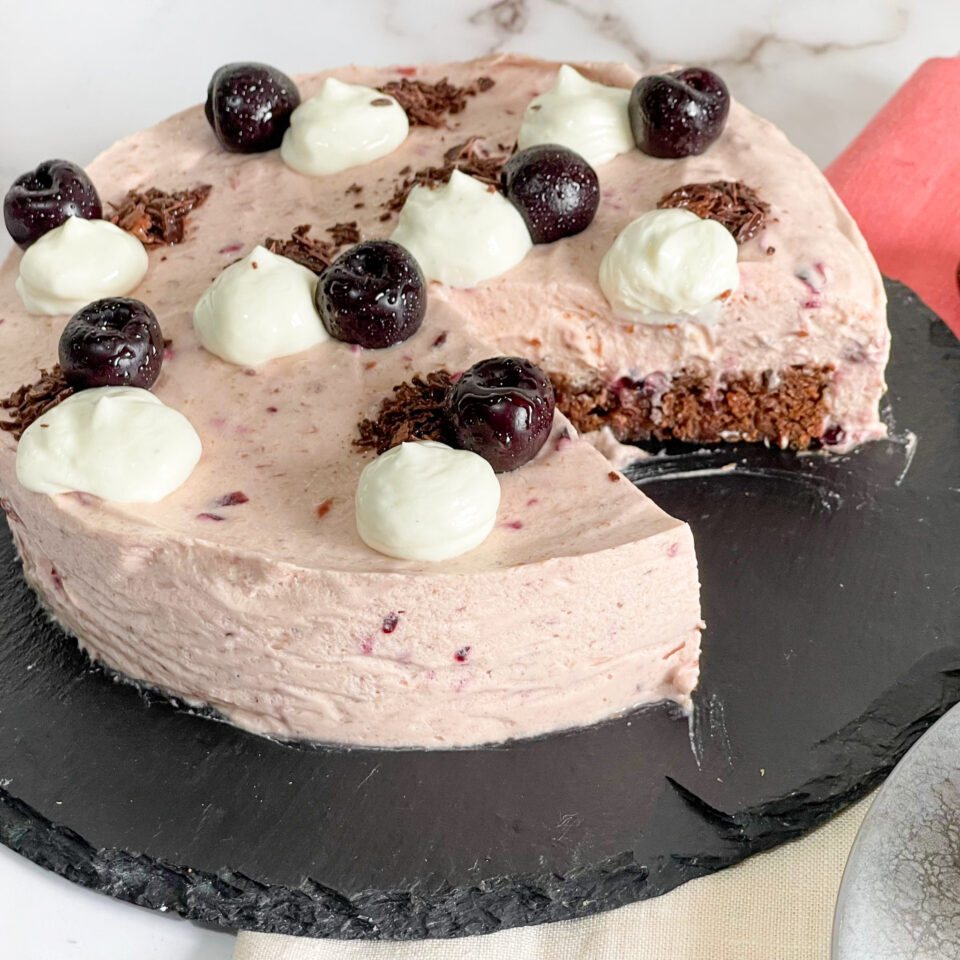 Torta Mousse alle ciliegie